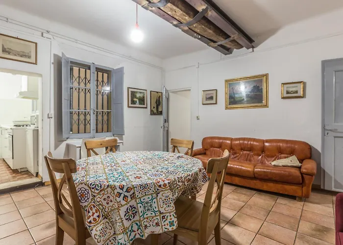 Nosadella, By Short Holidays Apartment *