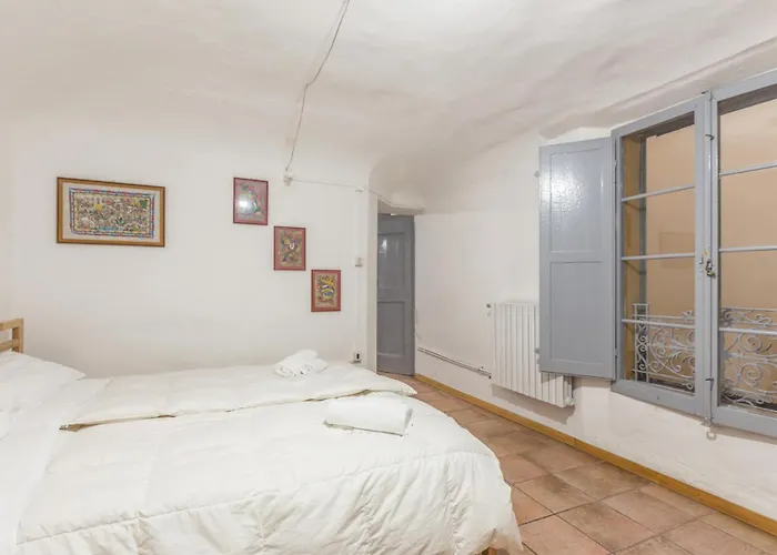 Nosadella, By Short Holidays *